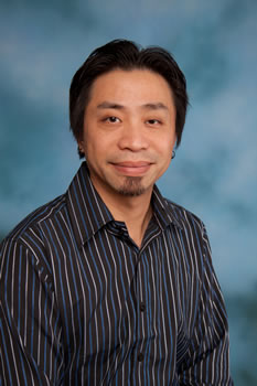 2011 Exceptional Classified Staff Award honoree Wei Zhuang