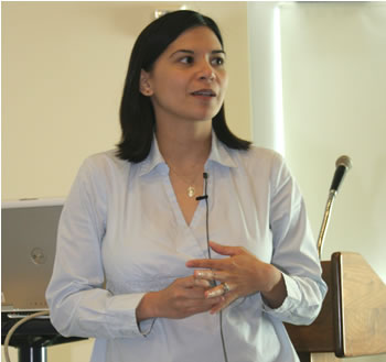 Journalism professor Christina Kopinski leads the fall 2008 Faculty Speaker Series event