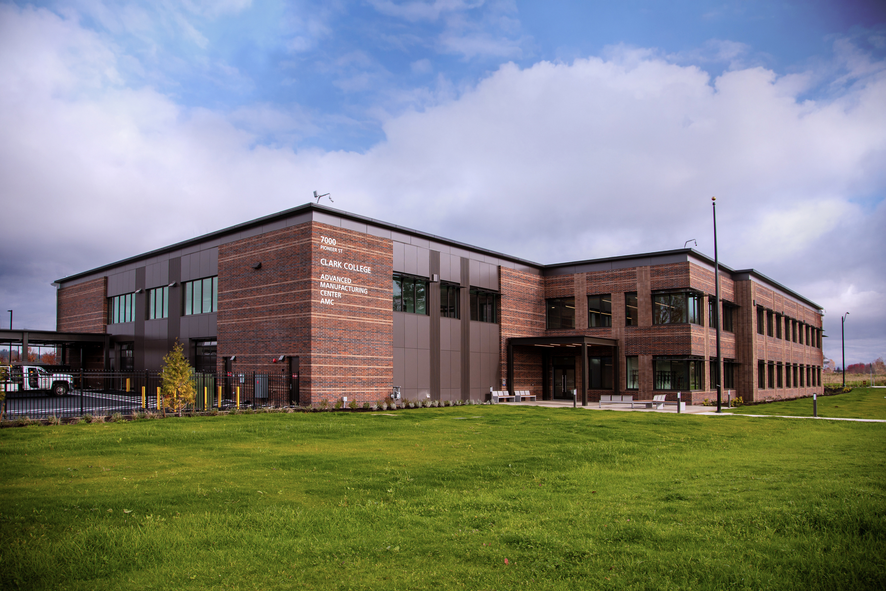 Wide shot of new Advanced Manufacturing Center in Ridgefield