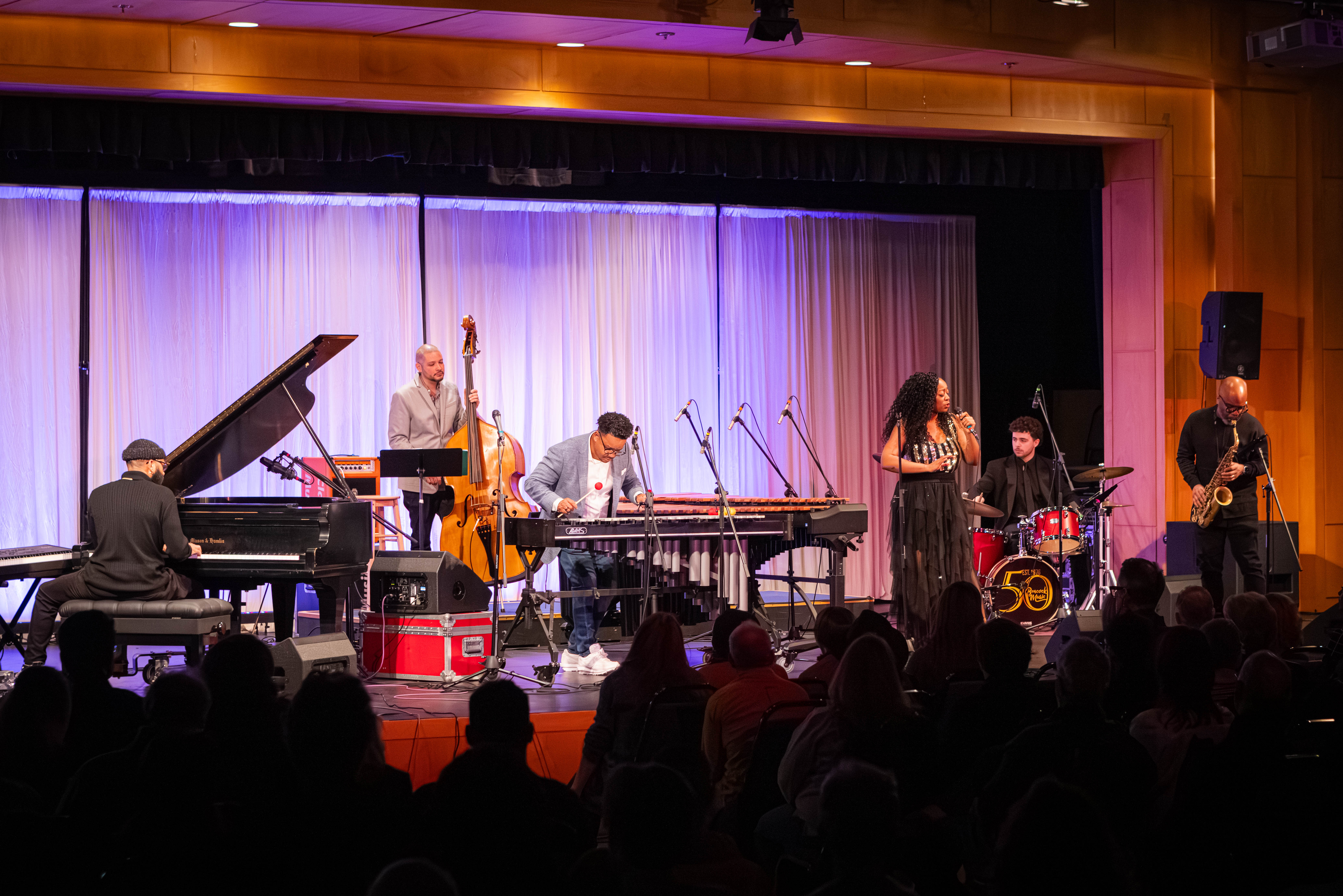 Main image for Stefon Harris & Blackout Features Special Guest