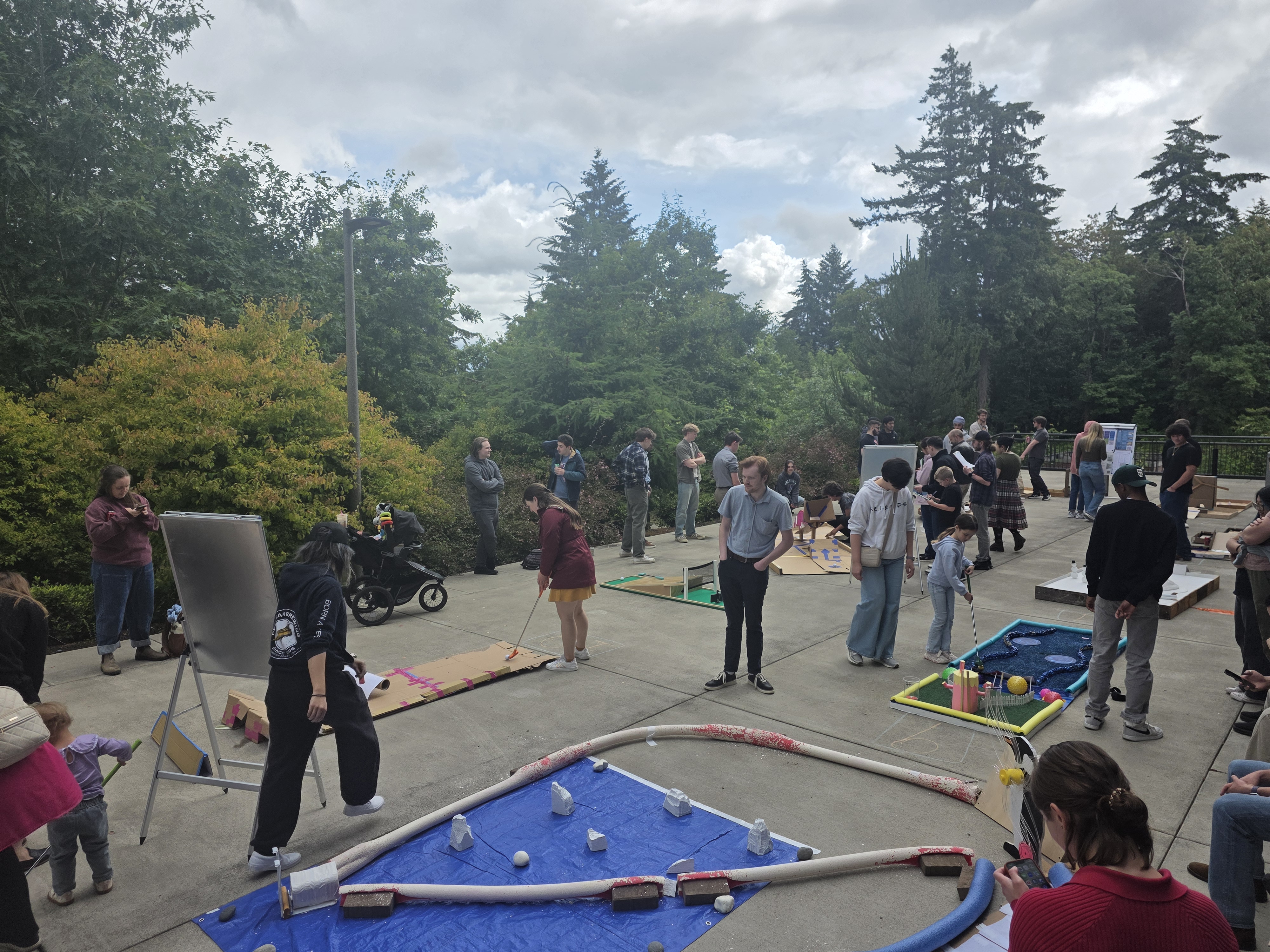 Main image for Engineering Students Tee Off