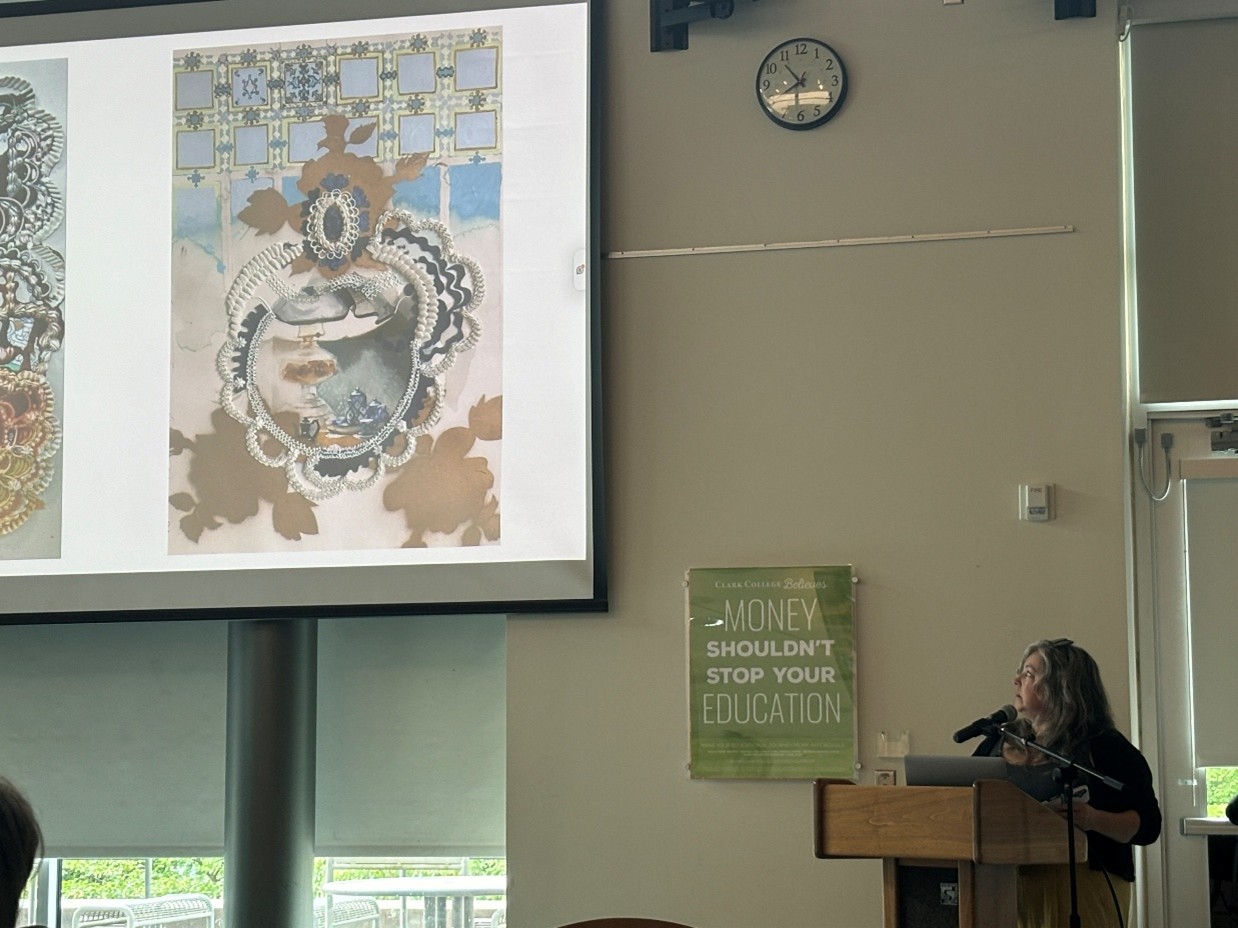 Bonnie Paisley presents to Clark students in PUB 161